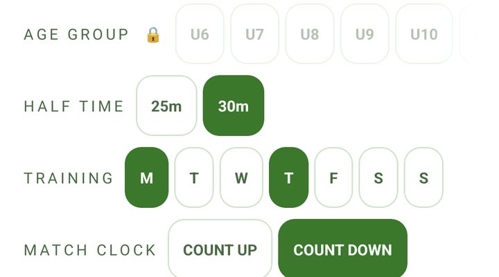 The TEAM tab: age group with a lock, half time chips for 25m and 30m, training days and match clock